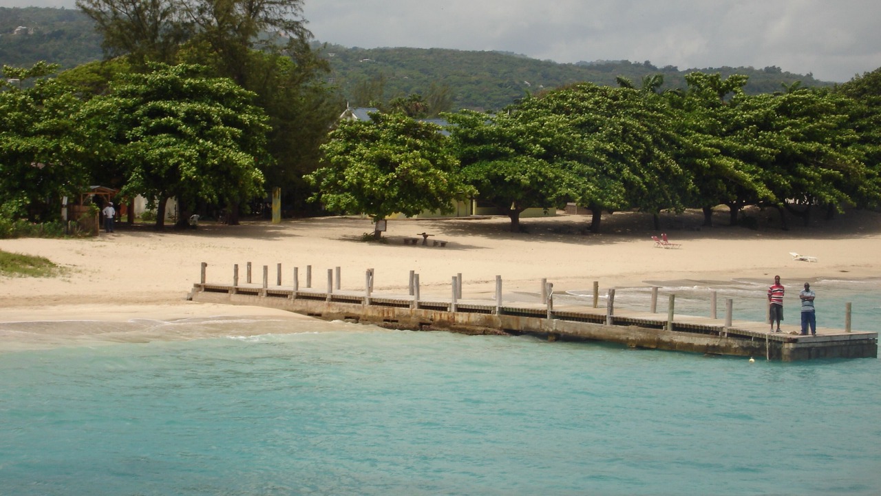 Photo of Others in Runaway Bay