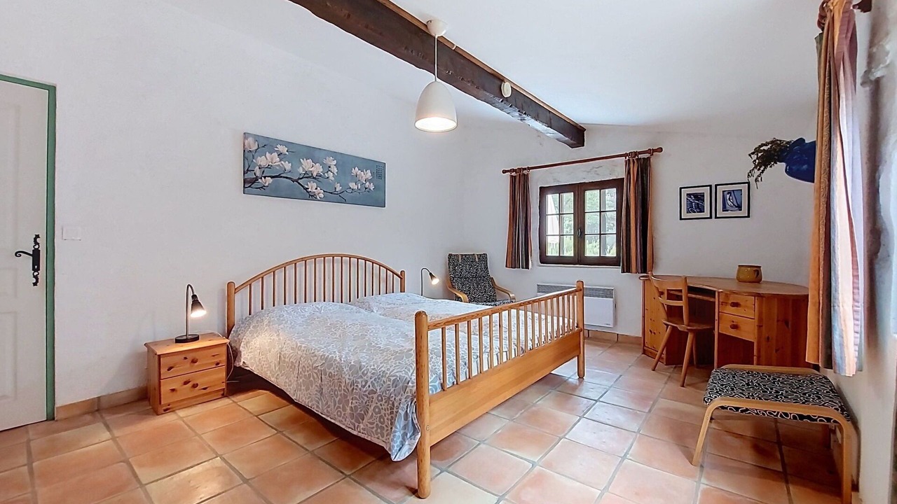Photo of Bedroom in Flassans-sur-Issole