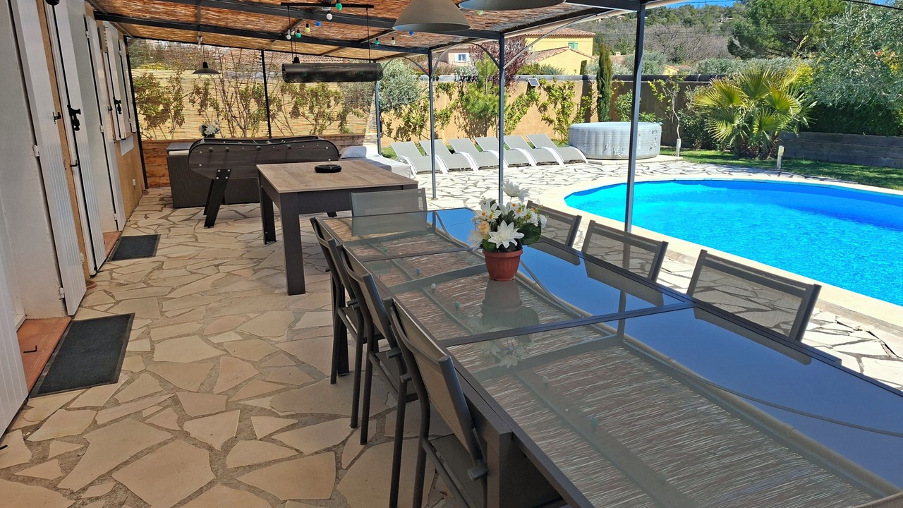 Photo of Outdoor in Regusse