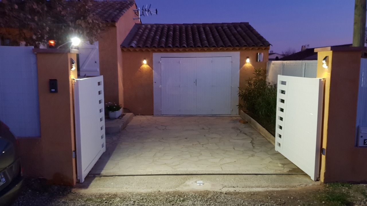 Photo of Outdoor in Regusse
