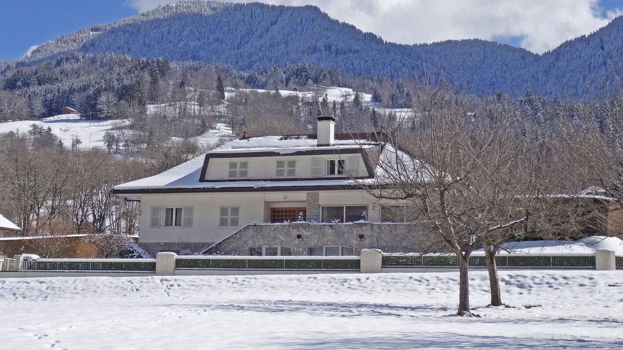 Photo of Outdoor in Thones