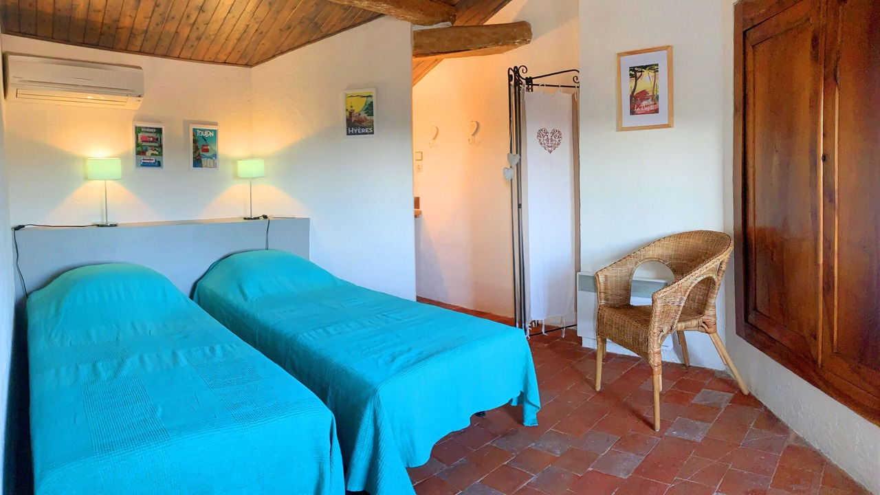 Photo of Bedroom in Pierrefeu-du-Var