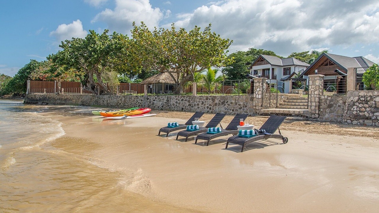 Photo of Others in Mammee Bay