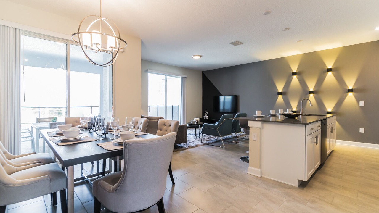 Photo of Livingroom in Four Corners