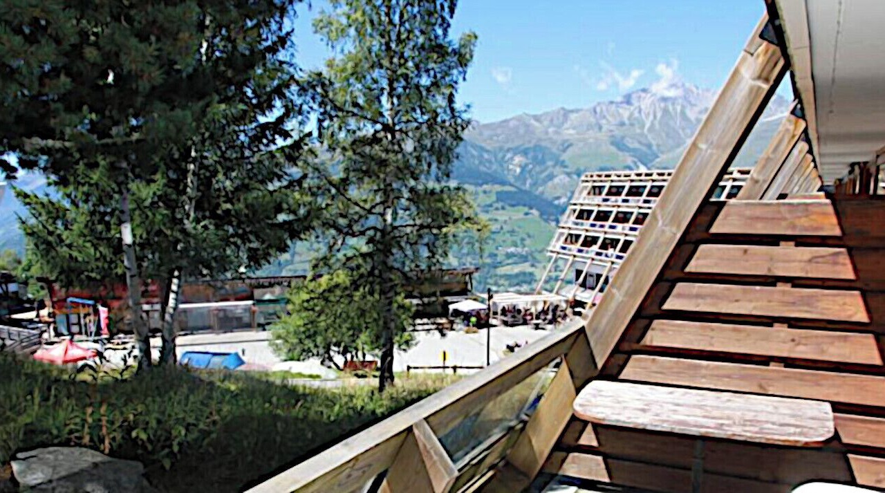 Photo of Outdoor in Arc-1600