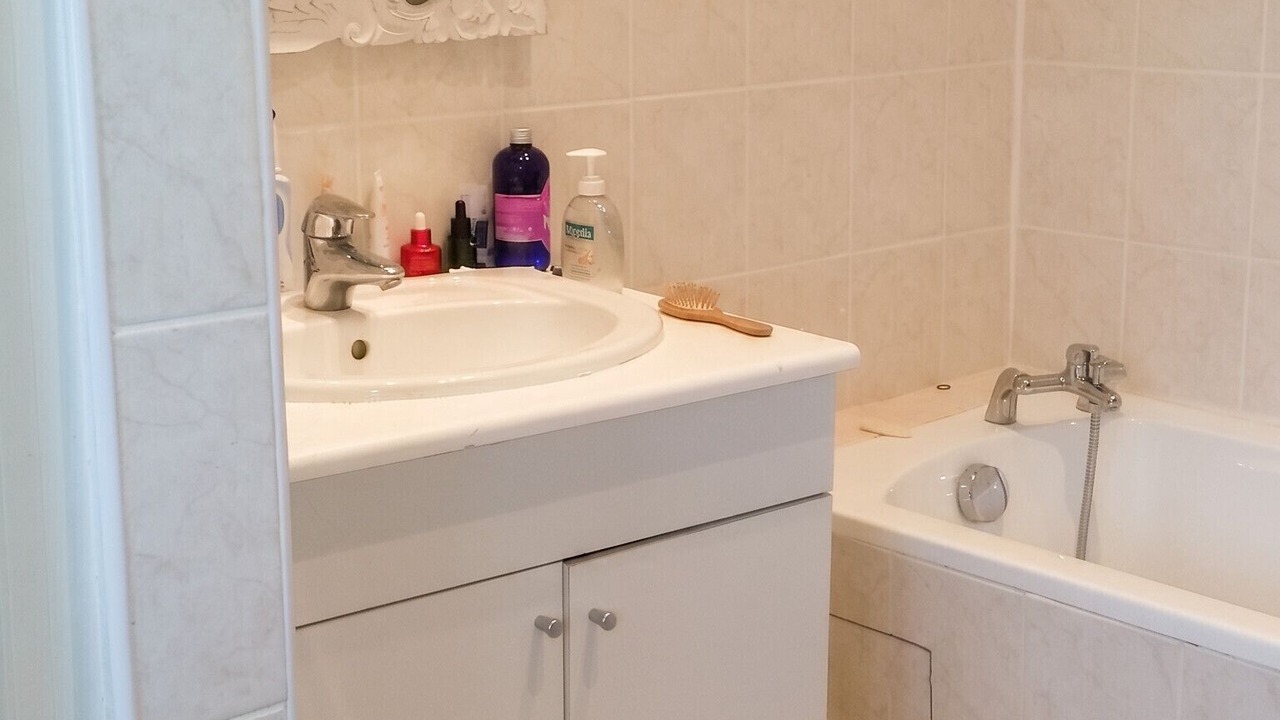 Photo of Bathroom in Coucouron