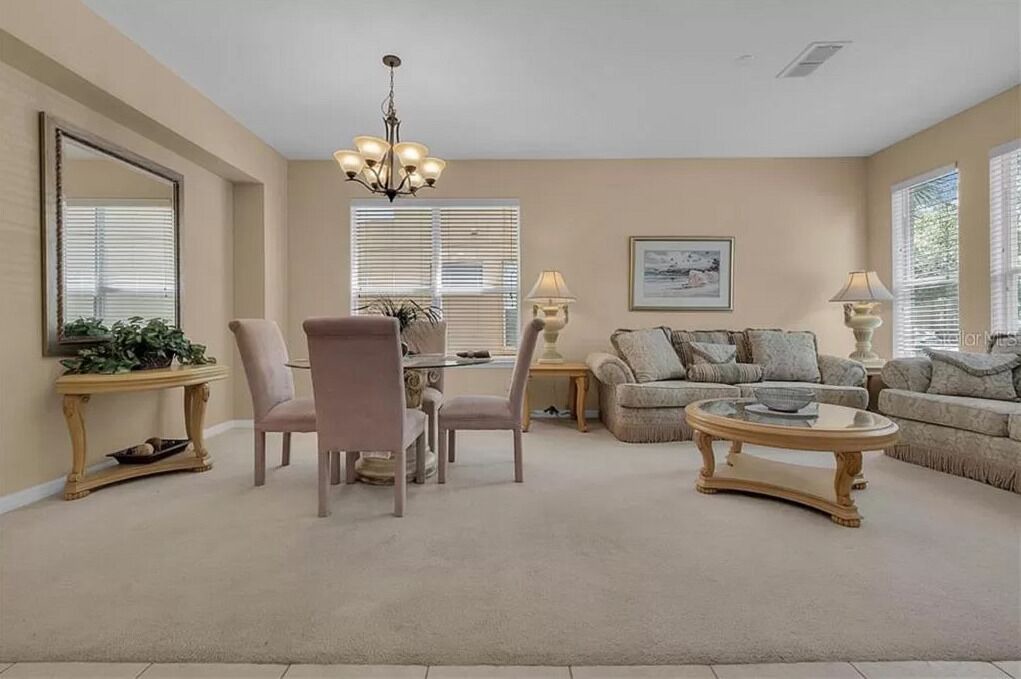 Photo of Livingroom in Watersong