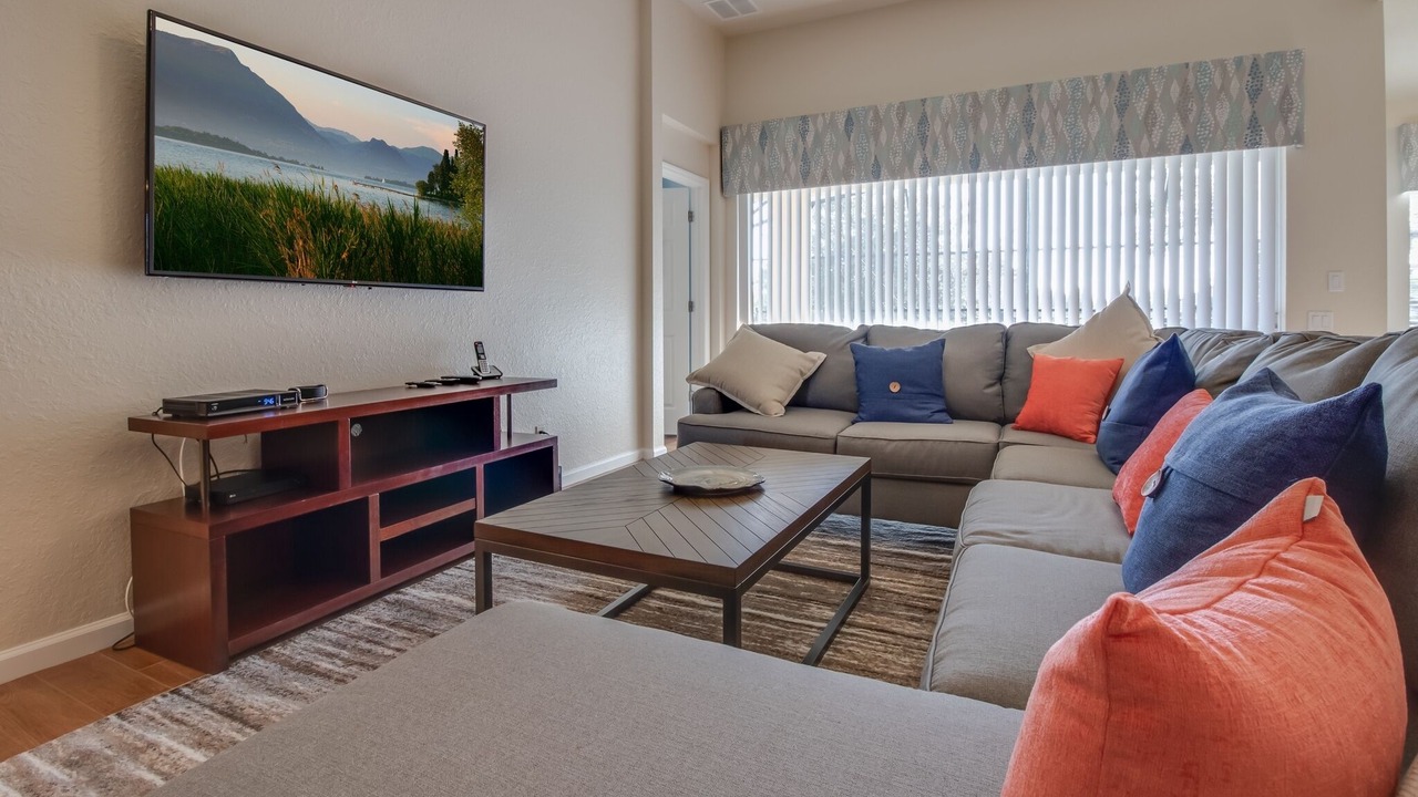 Photo of Livingroom in Windsor Hills