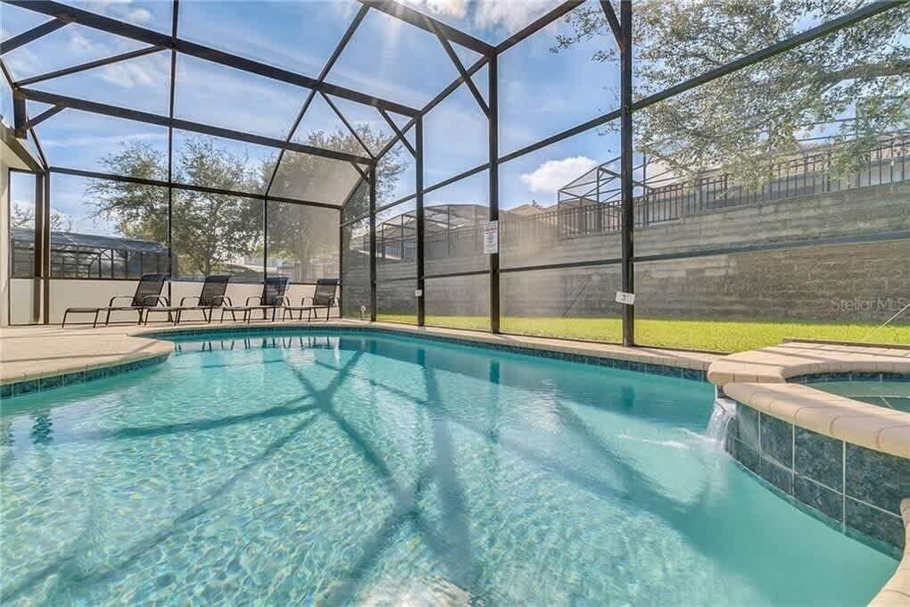 Photo of Outdoor in Windsor Hills
