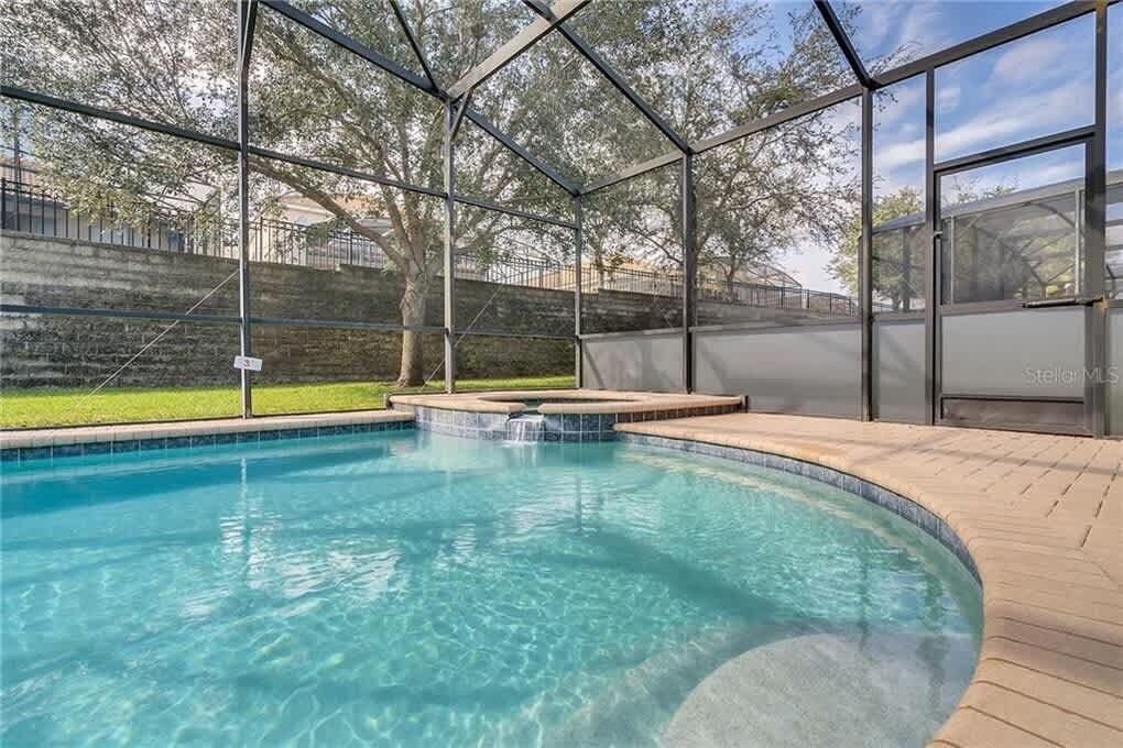 Photo of Outdoor in Windsor Hills
