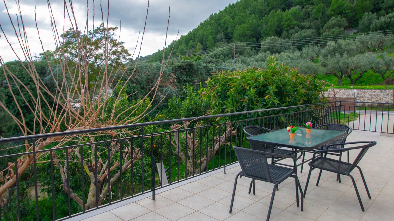 Photo of Patio Balcony in Lithakia