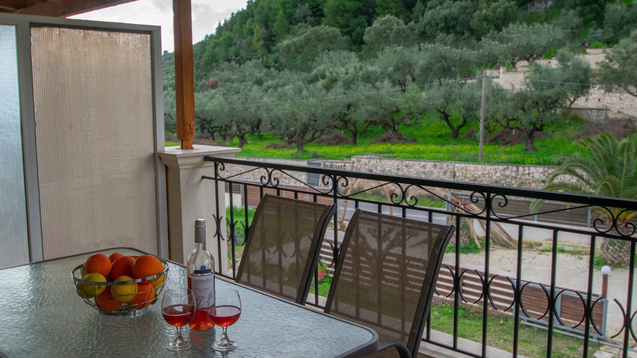 Photo of Patio Balcony in Lithakia