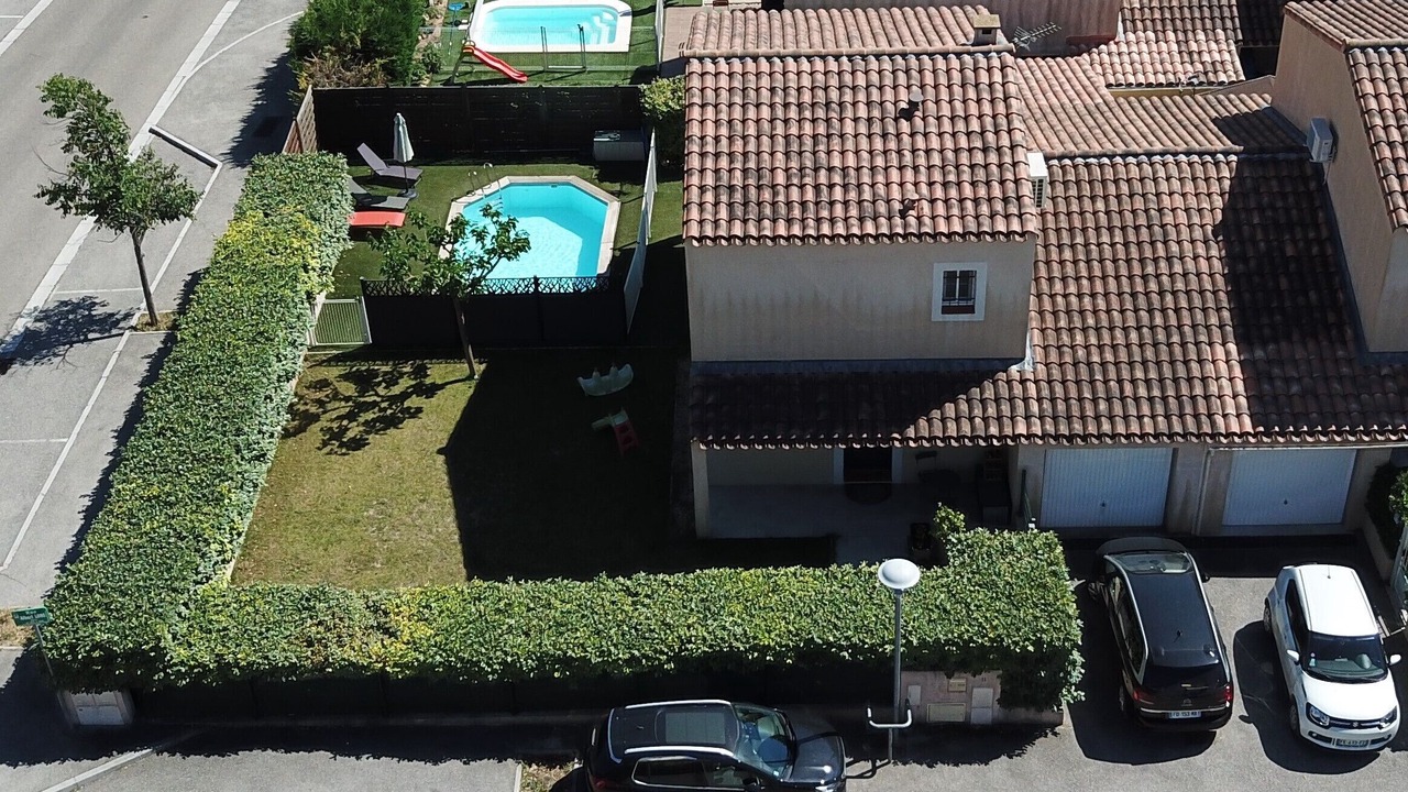 Photo of Outdoor in Rousset