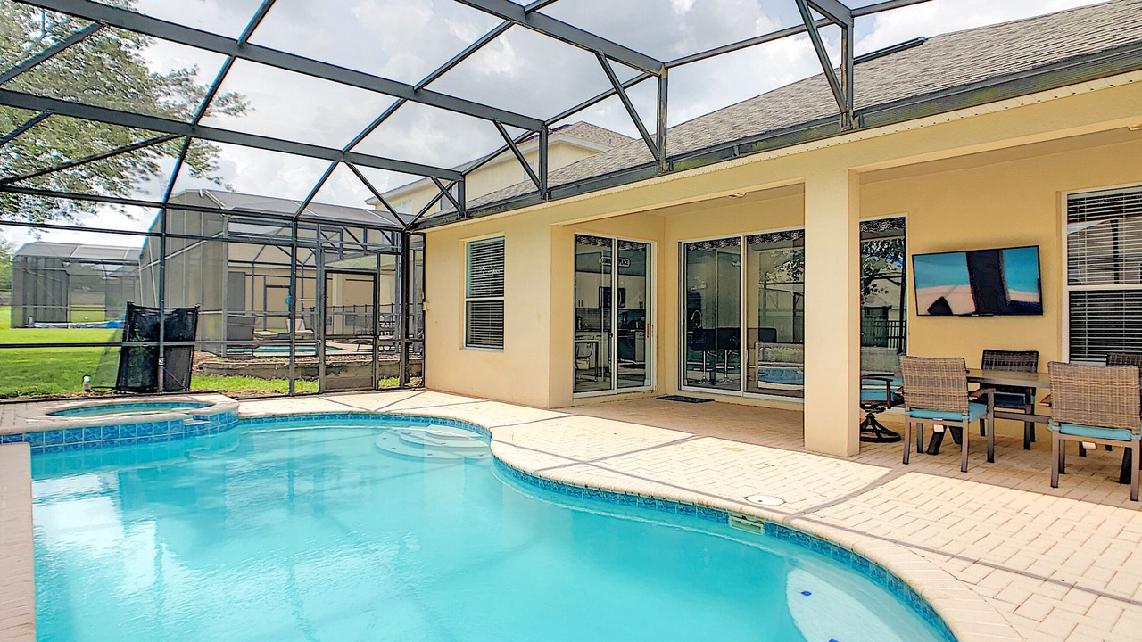 Photo of Outdoor in Windsor Hills