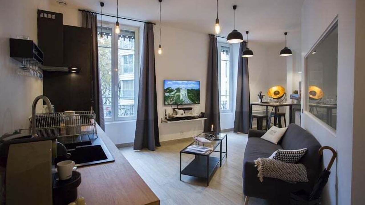 Photo of Livingroom in Part Dieu - Bir Hakeim