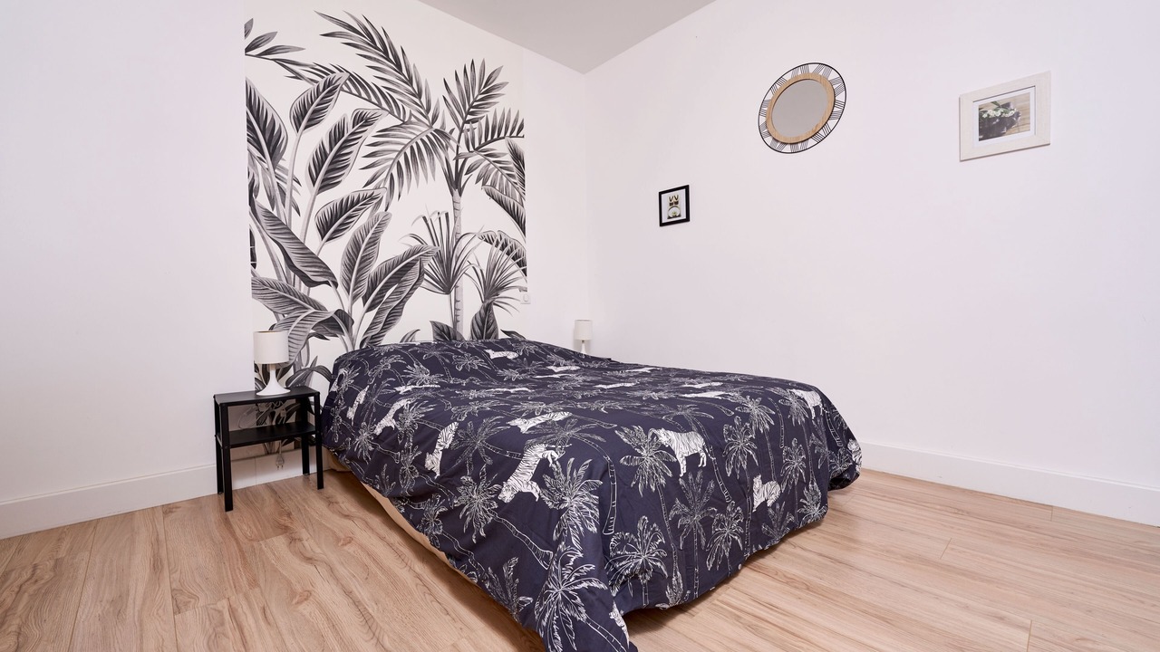 Photo of Bedroom in Velleron