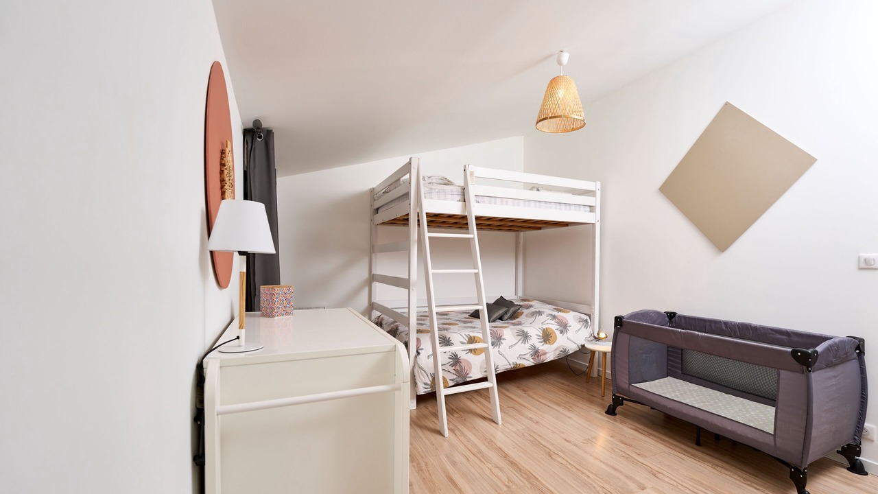 Photo of Bedroom in Velleron