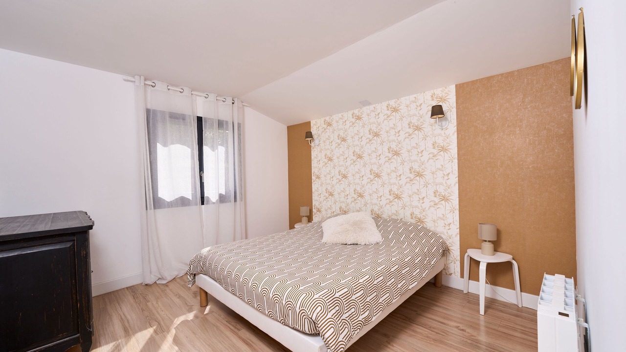 Photo of Bedroom in Velleron