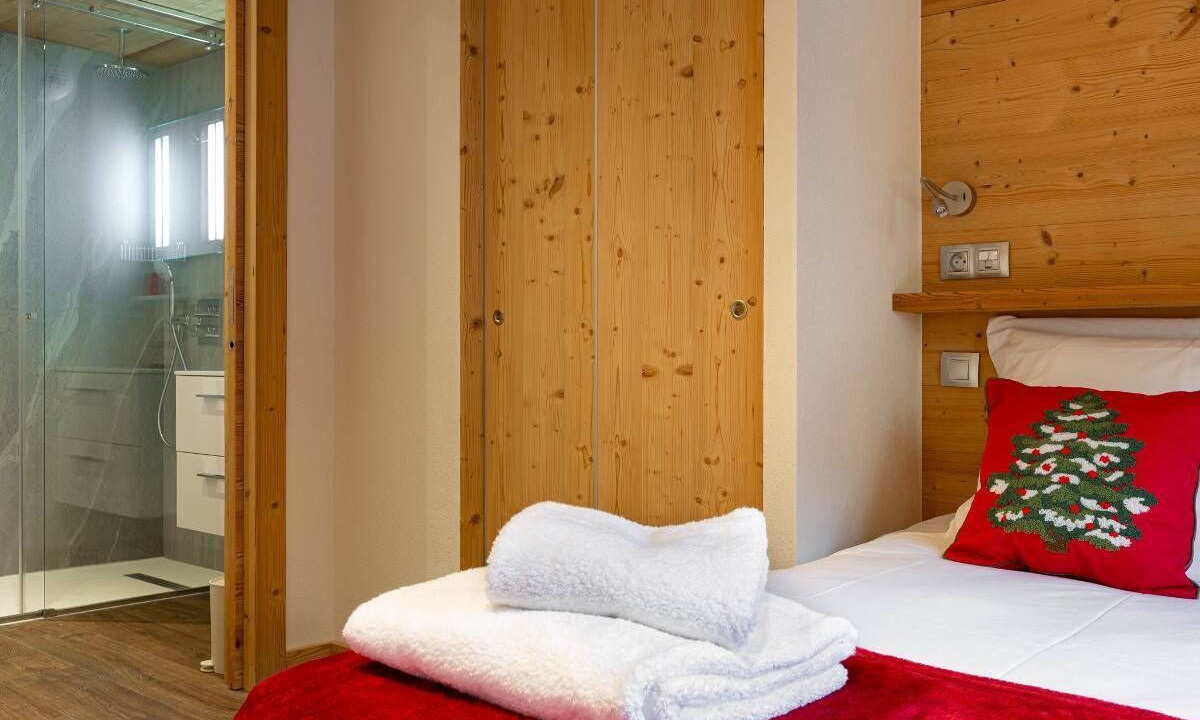 Photo of Bedroom in Le Chinaillon