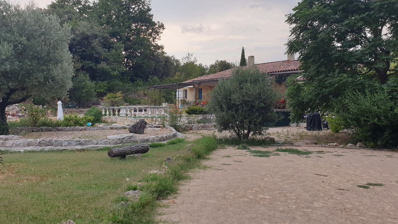 Photo of Outdoor in Varages