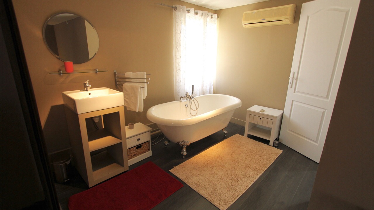 Photo of Bathroom in Cuers