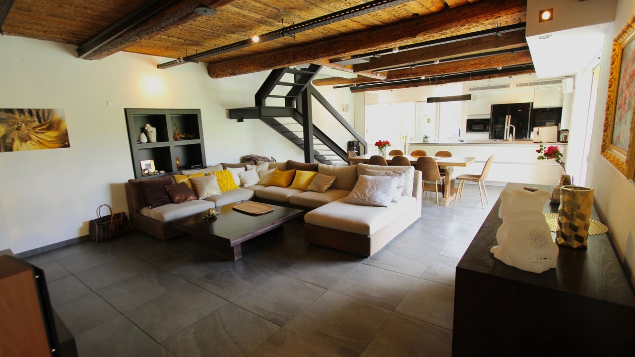 Photo of Livingroom in Cuers