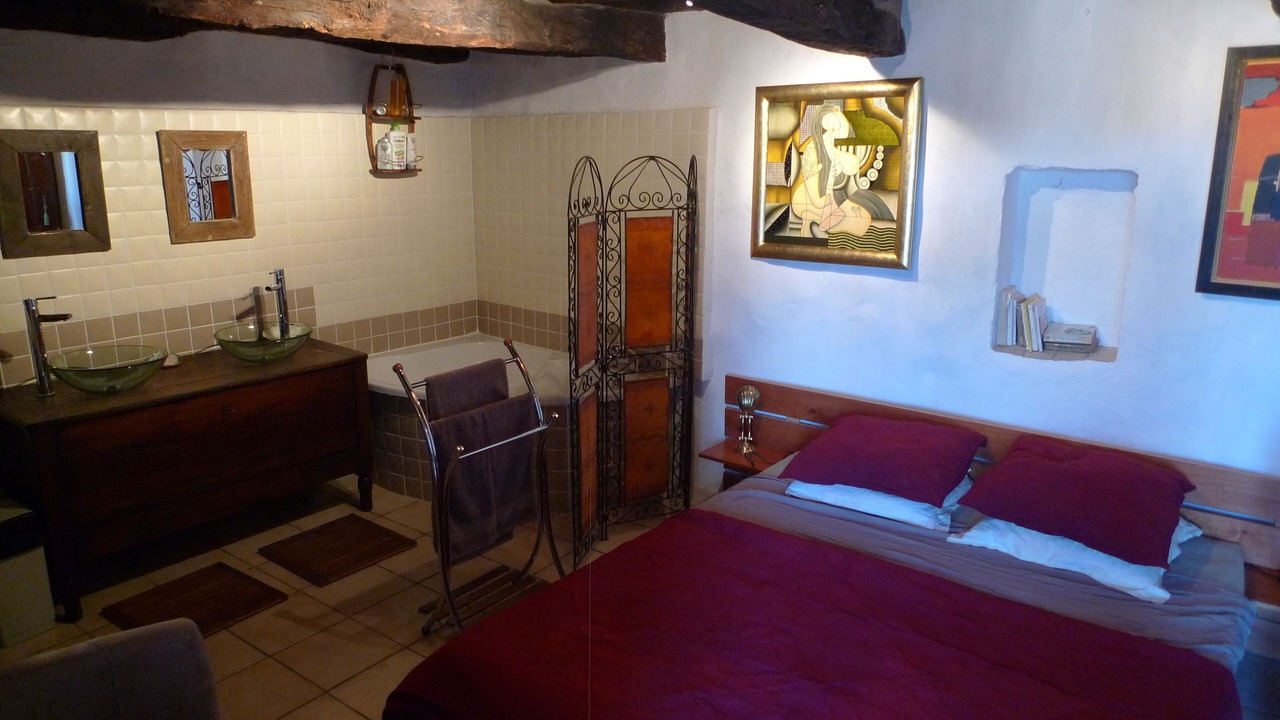 Photo of Bedroom in Montmeyan