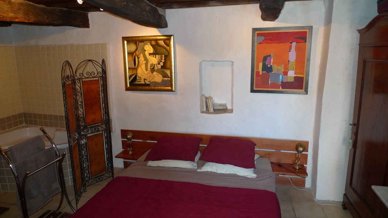 Photo of Bedroom in Montmeyan