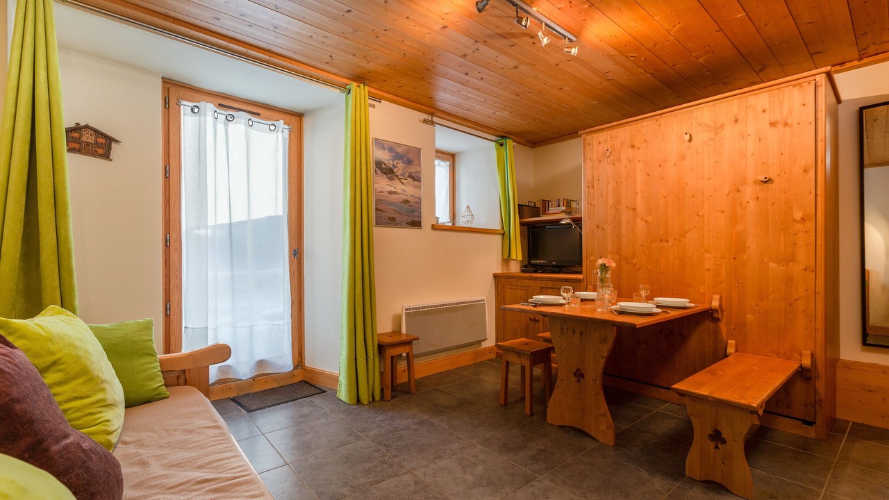 Photo of Bedroom in Montroc