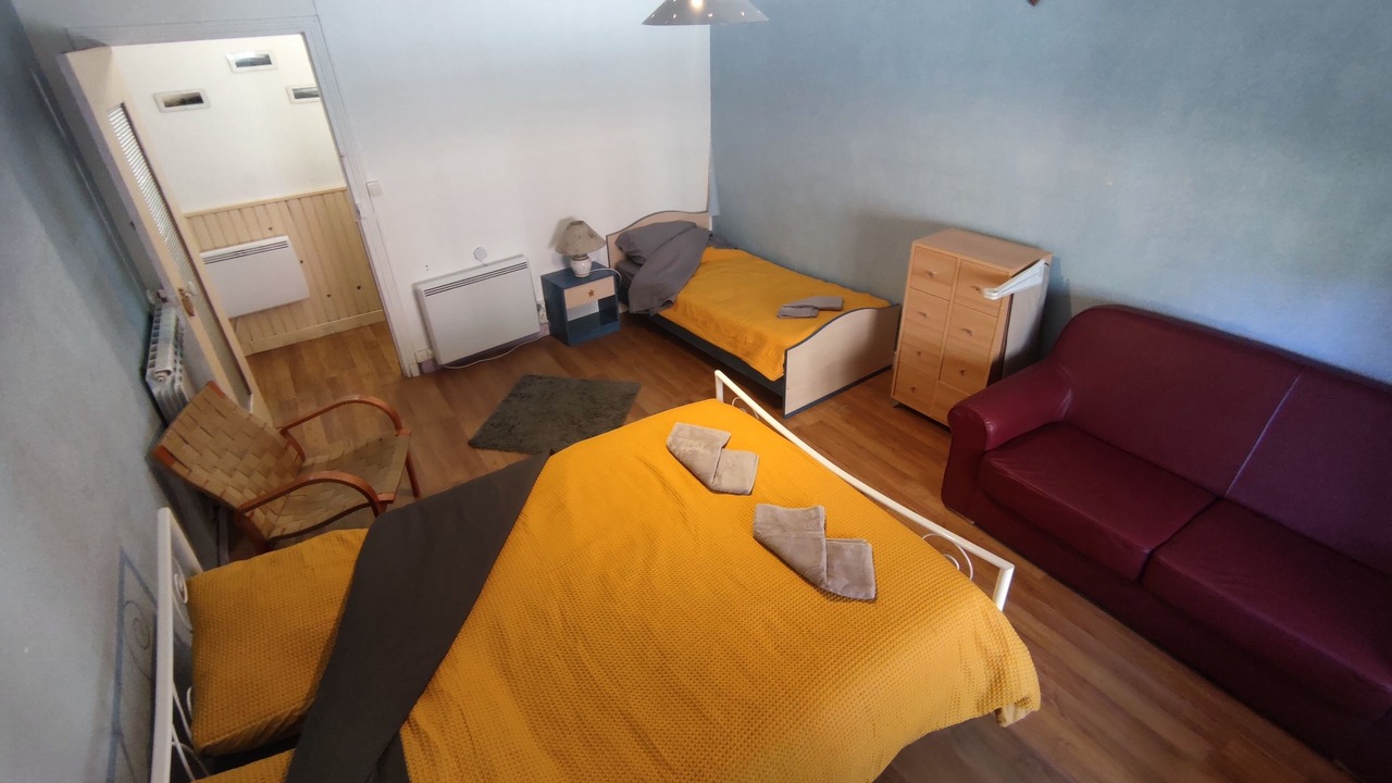 Photo of Bedroom in Besse-en-Chandesse