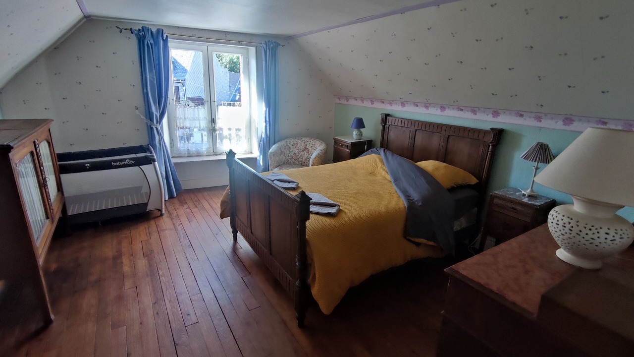 Photo of Bedroom in Besse-en-Chandesse