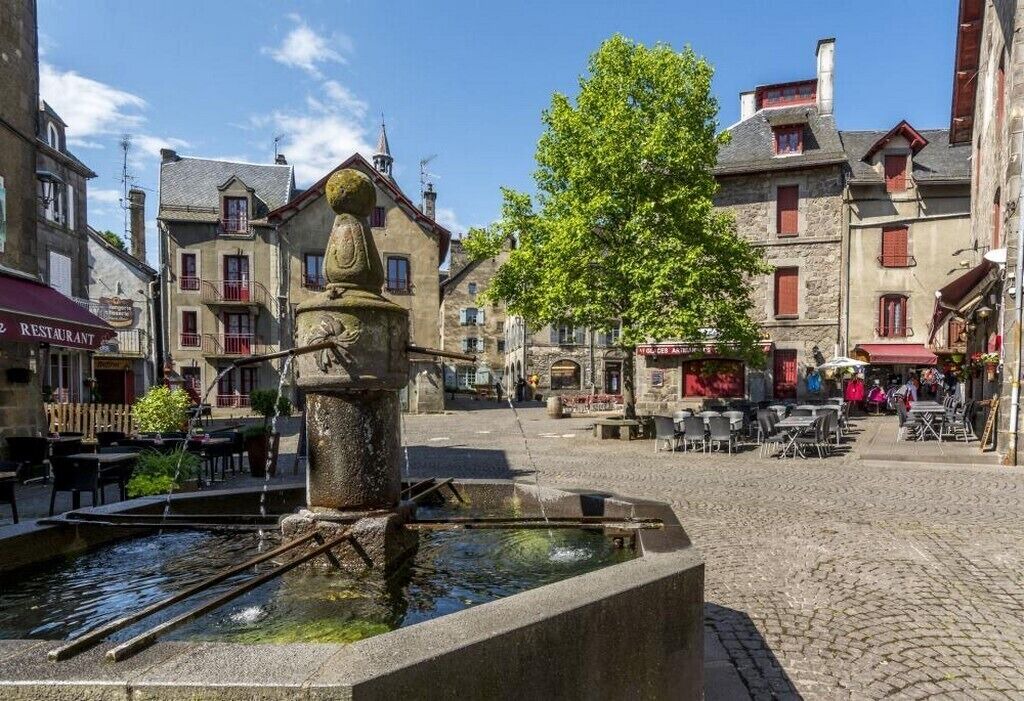 Photo of Others in Besse-en-Chandesse