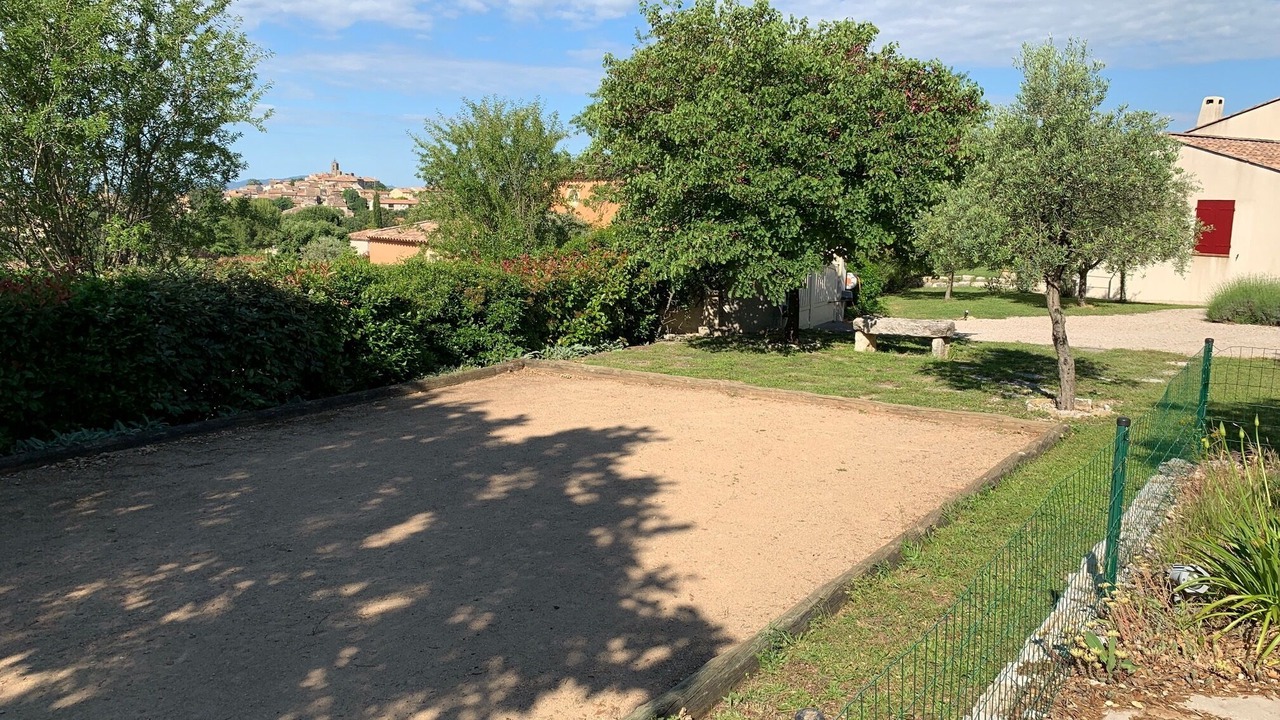 Photo of Outdoor in Pourrieres