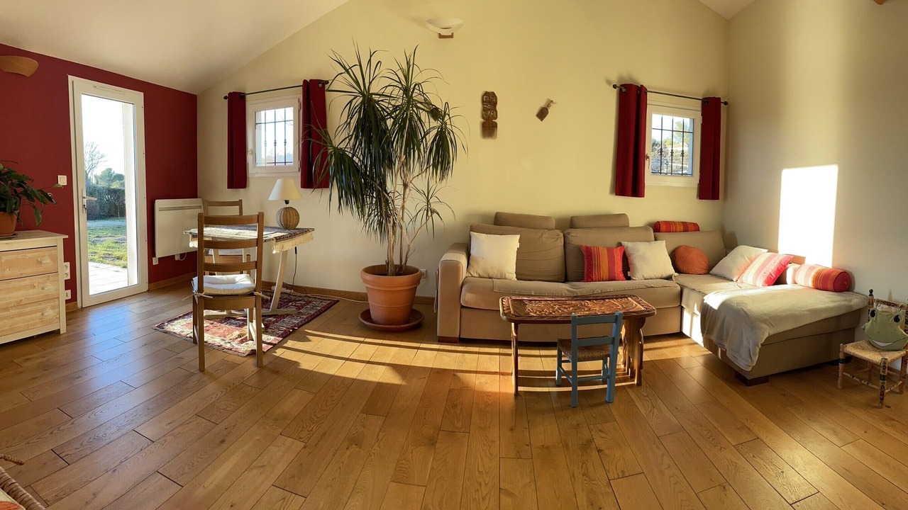 Photo of Livingroom in Pourrieres