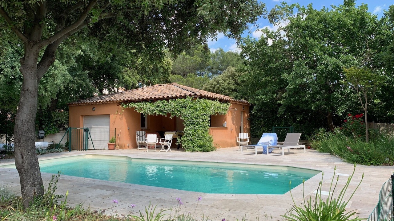 Photo of Outdoor in Pourrieres