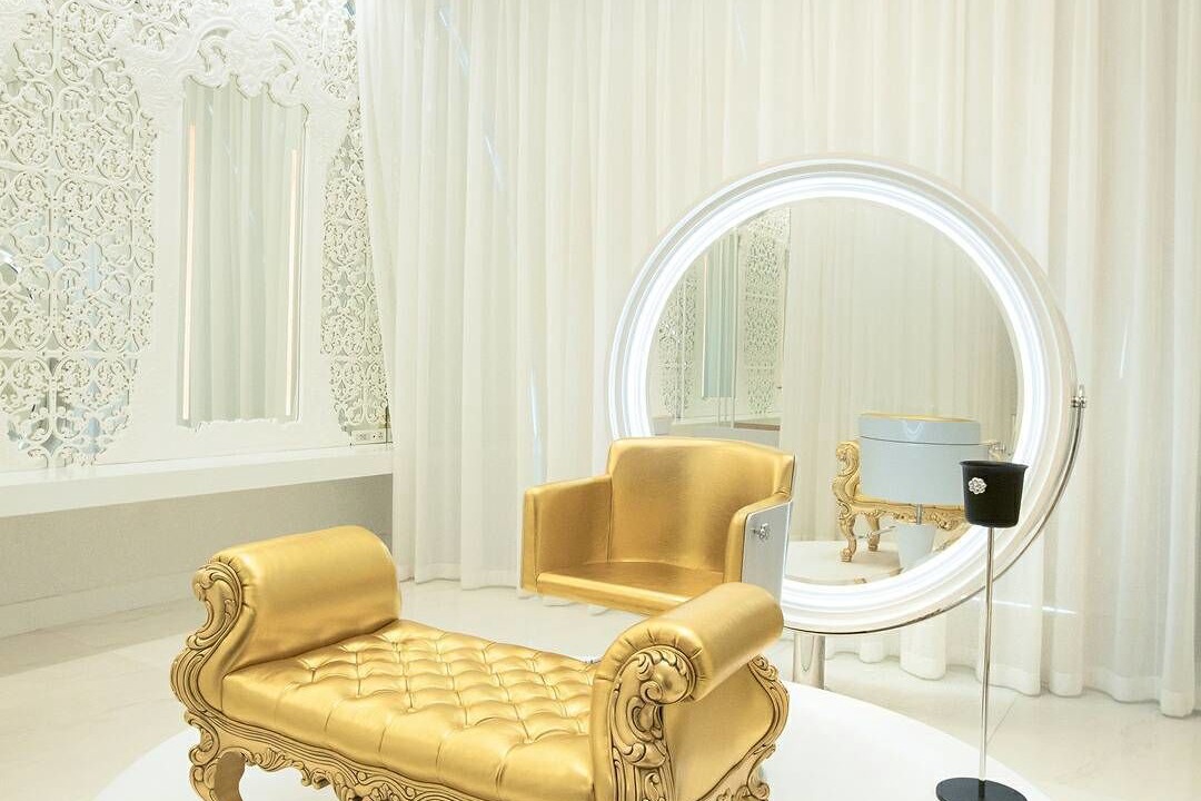 Photo of Bedroom in Drama