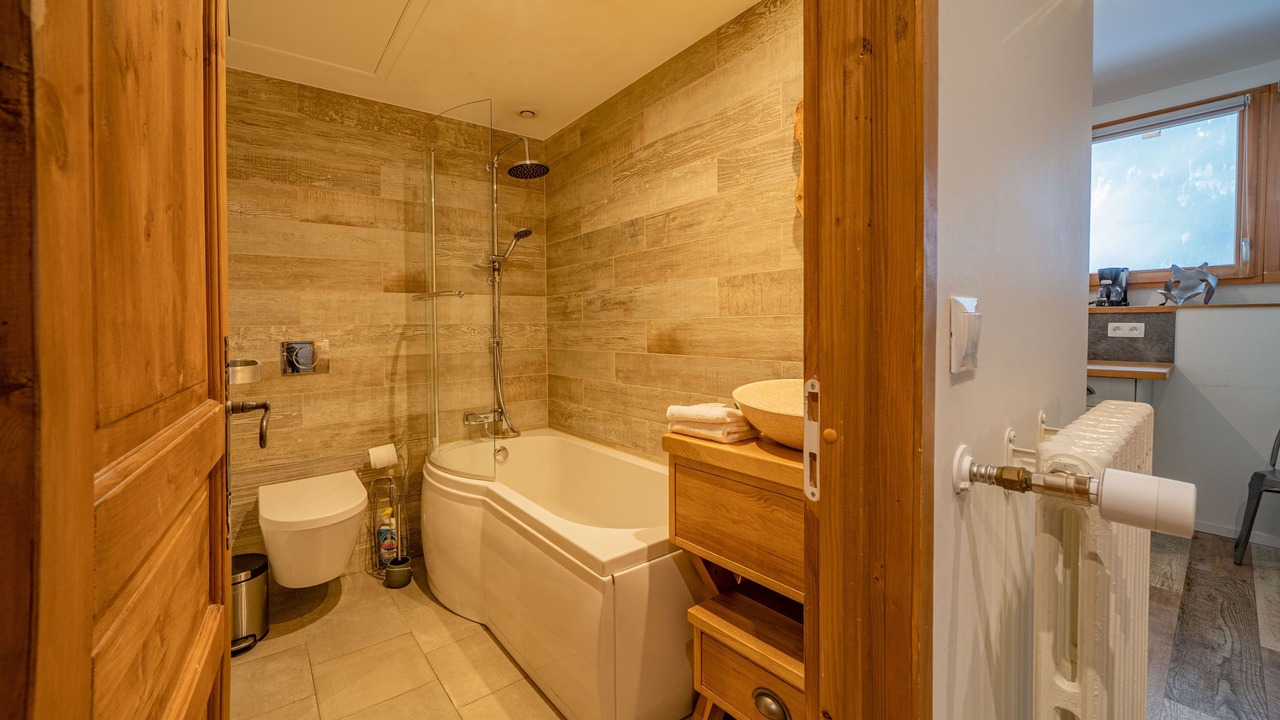 Photo of Bathroom in Chamonix City Centre