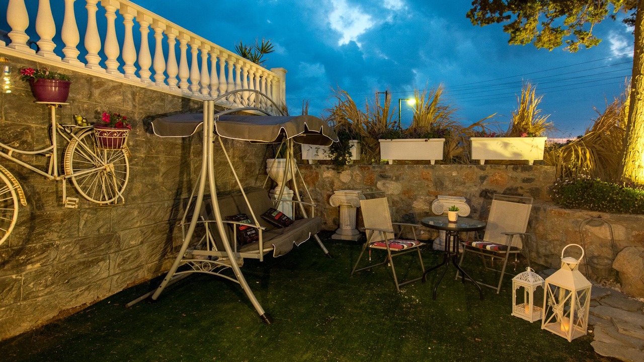 Photo of Patio Balcony in Malia