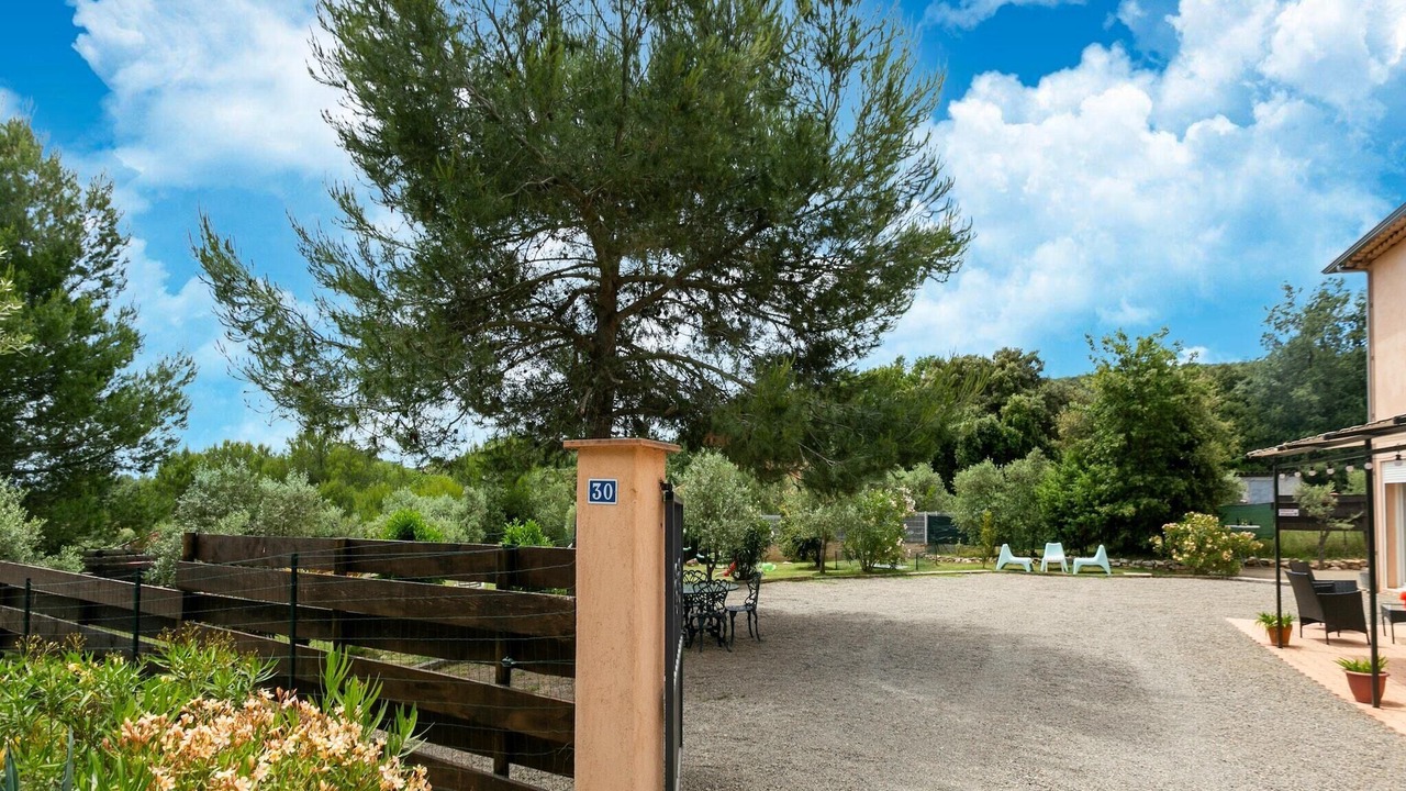 Photo of Others in Montmeyan