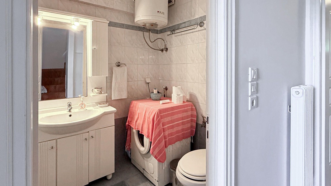 Photo of Bathroom in Melissi