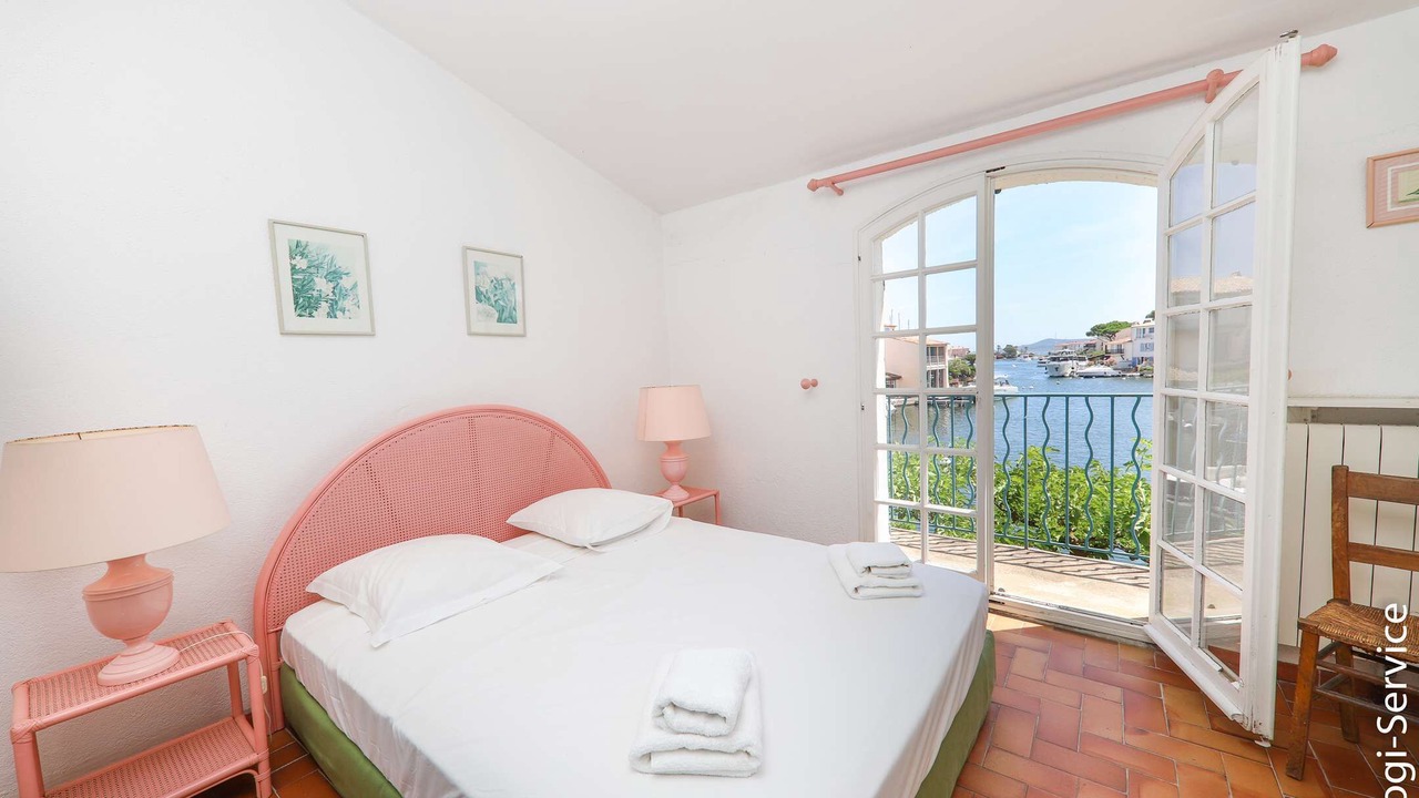 Photo of Bedroom in Port Grimaud