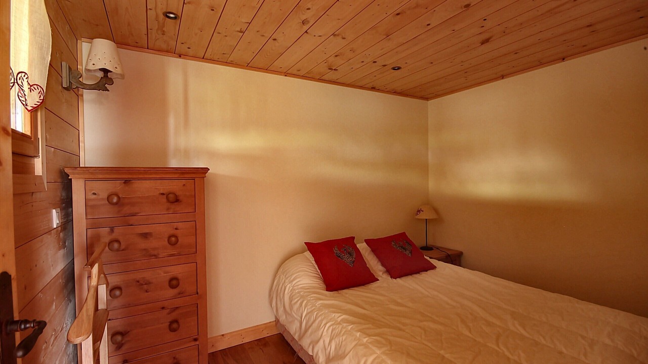 Photo of Bedroom in Saint-Jean-dʼAulps