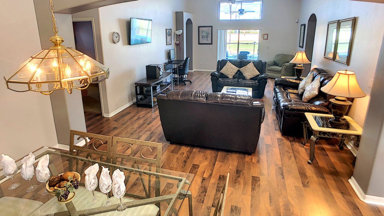 Photo of Livingroom in Windsor Palms