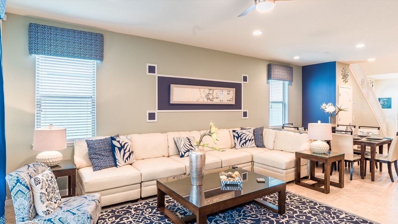 Photo of Livingroom in Four Corners