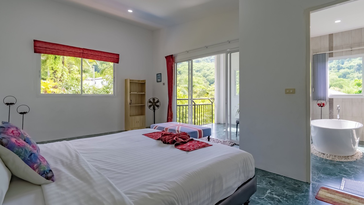 Photo of Bedroom in Chalong