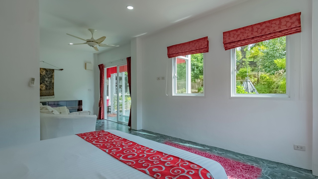 Photo of Bedroom in Chalong