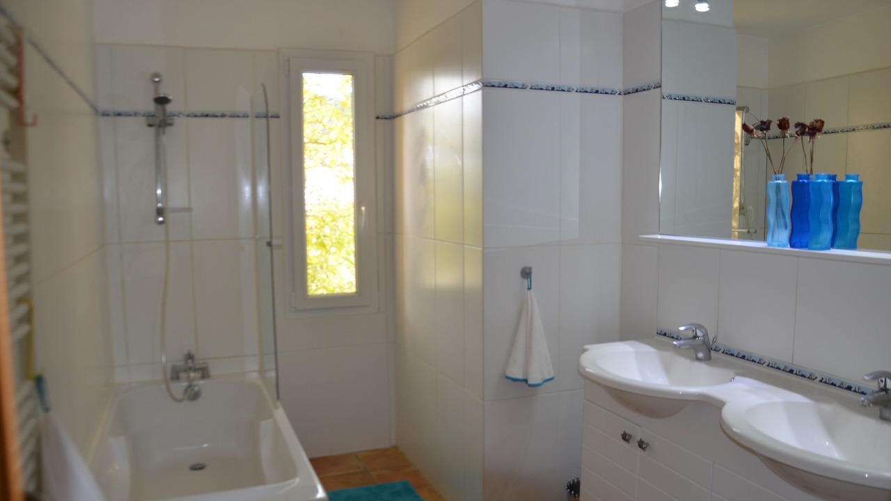 Photo of Bathroom in Cabasse