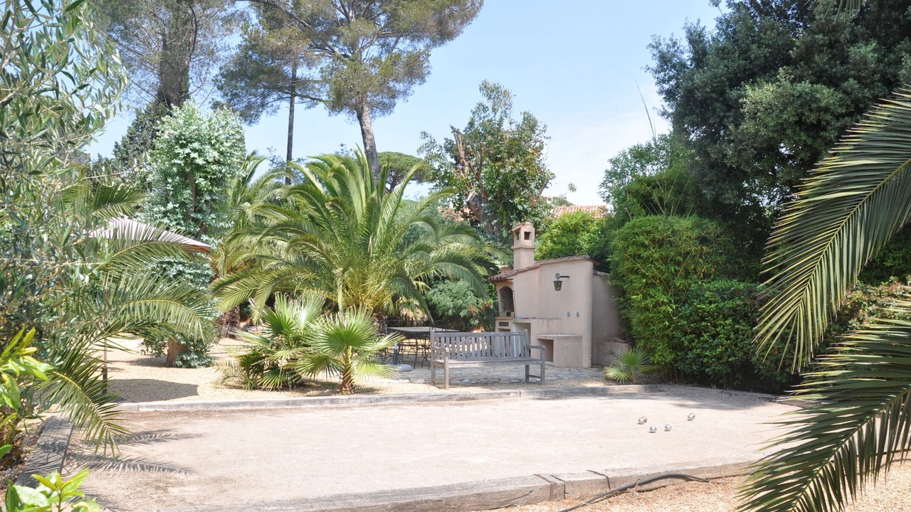 Photo of Outdoor in Guerrevieille