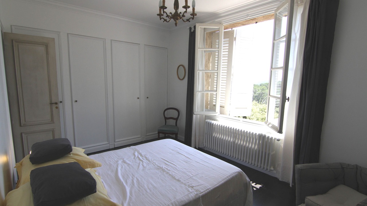 Photo of Bedroom in Trans-en-Provence