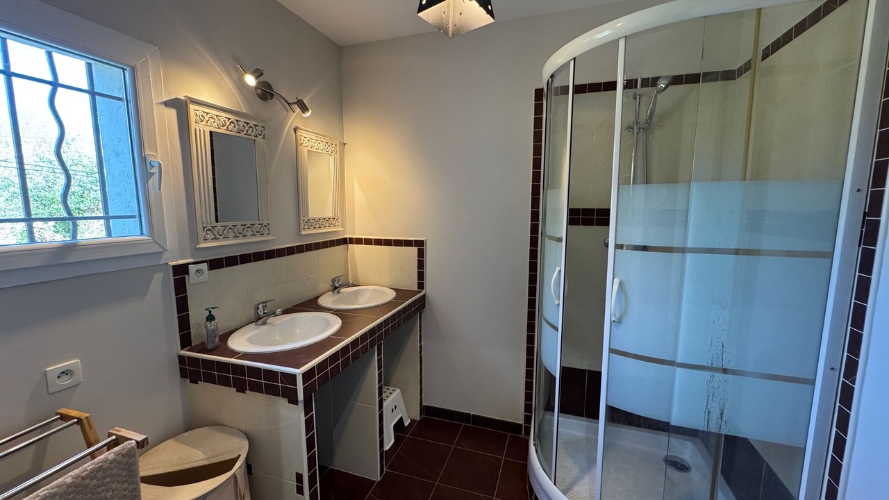 Photo of Bathroom in Aubignan